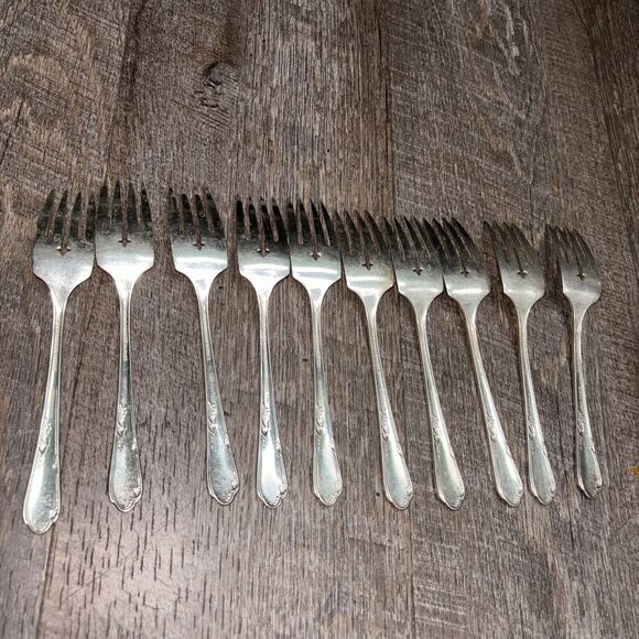 William A. Rogers A1 Plus Oneida LTD Forks Salad Dessert flatware Vintage Lot 10 - Picture 5 of 8